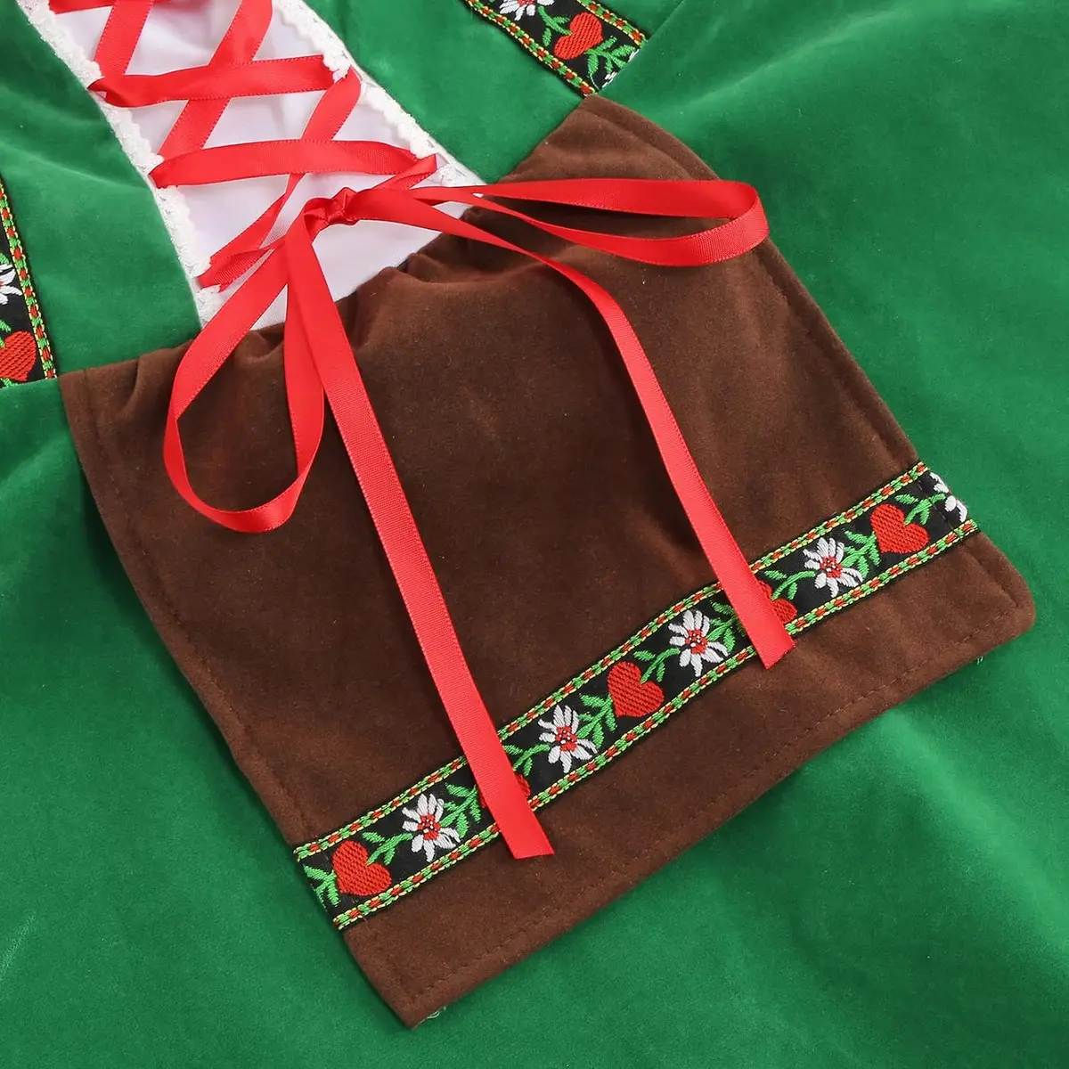 lace-up bodice and apron of the dirndl dress