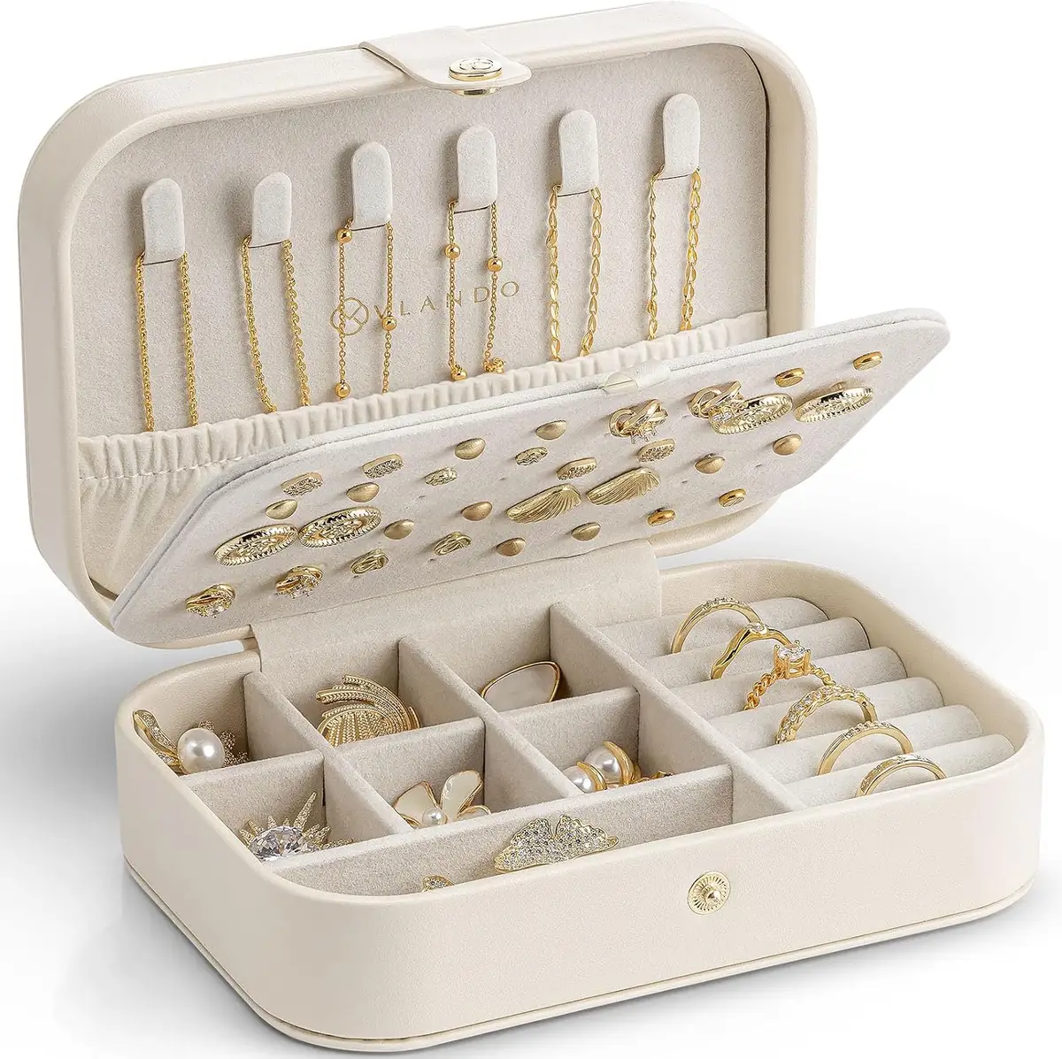 travel jewelry case with rings and earrings